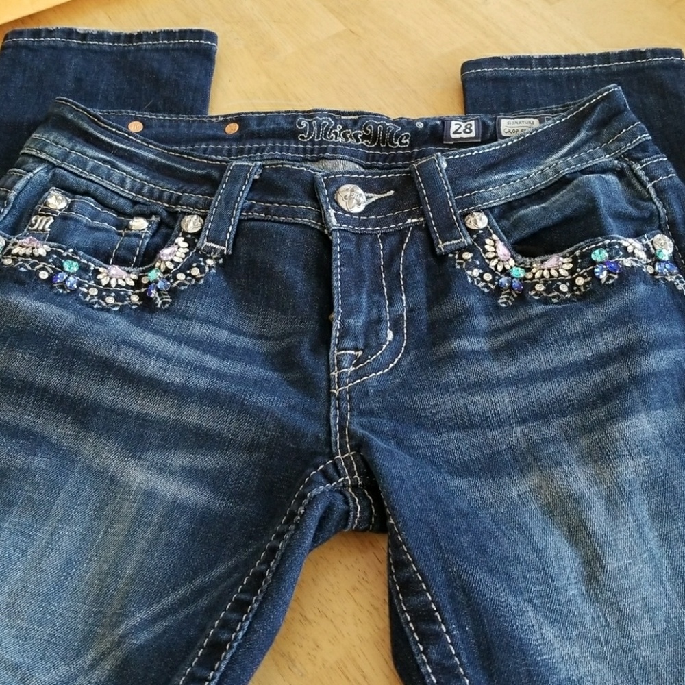 Ladies Miss Me jeans